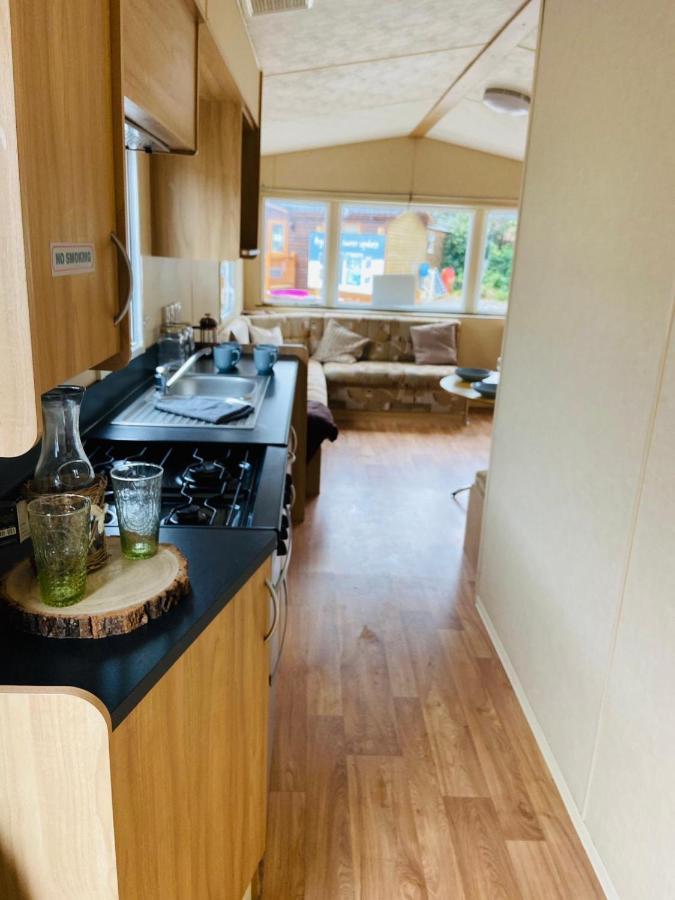 Grange 37 Regent Bay Holiday Park 모아캠비 외부 사진